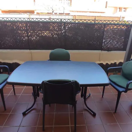 Our Favourite Place. With Amenities. Appartement