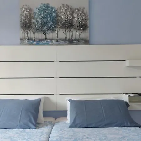 Our Favourite Place. With Amenities. Apartamento