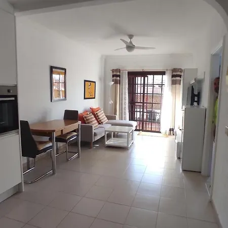 Apartment Our Favourite Place. With Amenities. *